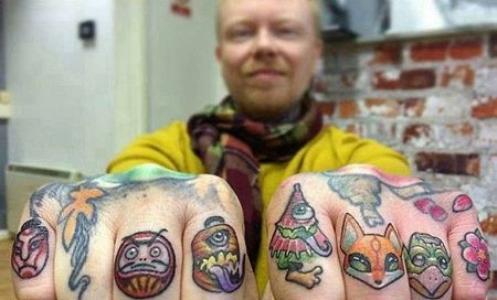 新传统手指纹身图案