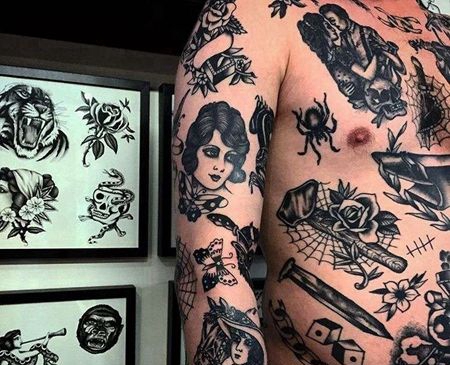 Old School胳膊蝴蝶女人纹身图案