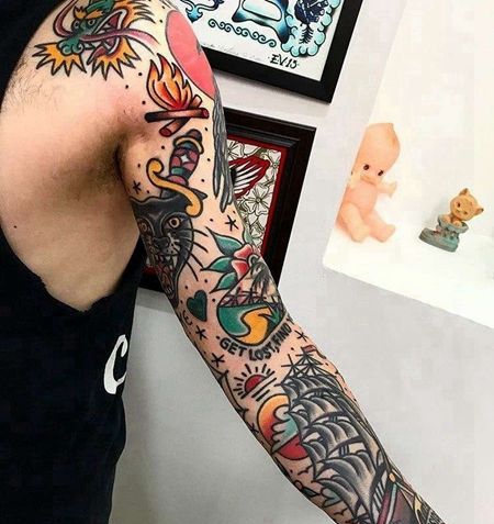 Old School胳膊帆船瓶子黑豹纹身图案