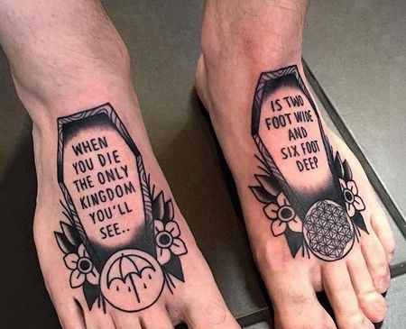 Old School脚背墓碑纹身图案