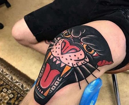 Old School膝盖黑豹纹身图案