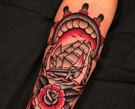 Old School胳膊帆船玫瑰船锚纹身图案