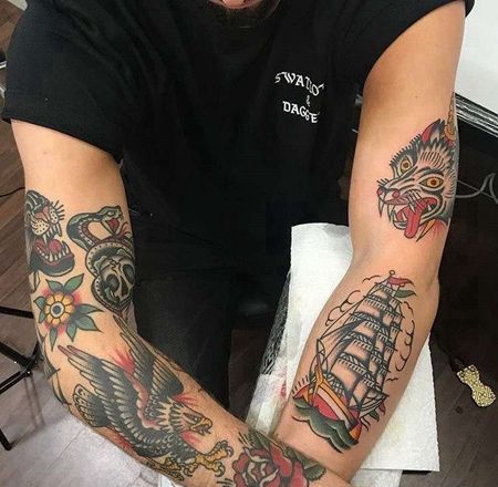 Old School胳膊老鹰玫瑰帆船纹身图案