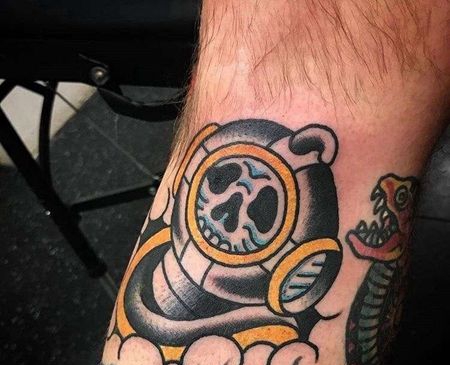 Old School大腿外星人纹身图案