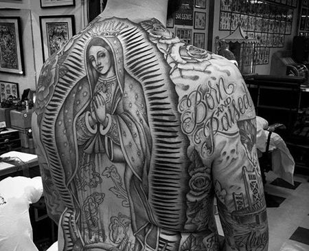 写实后背圣母纹身图案