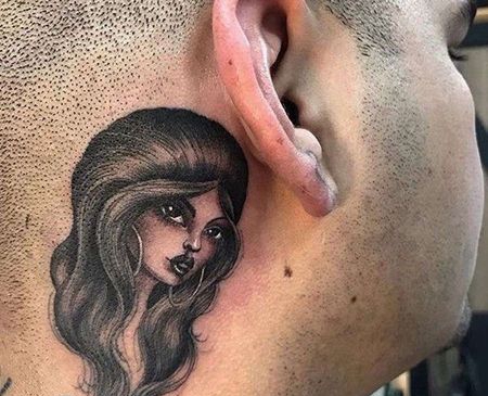 写实耳后女人纹身图案