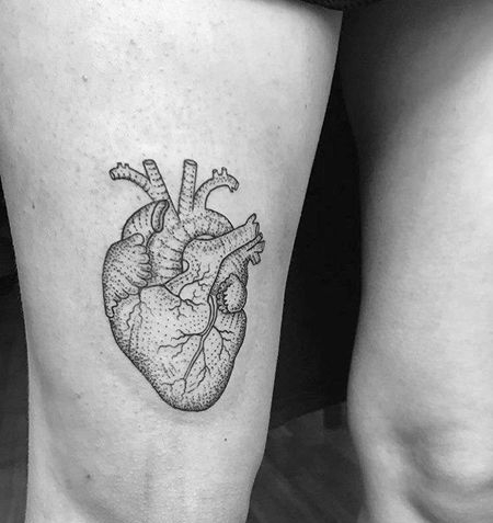 小清新大臂心脏纹身图案