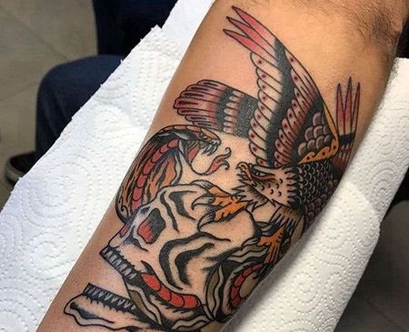 Old School大臂老鹰蛇骷髅纹身图案