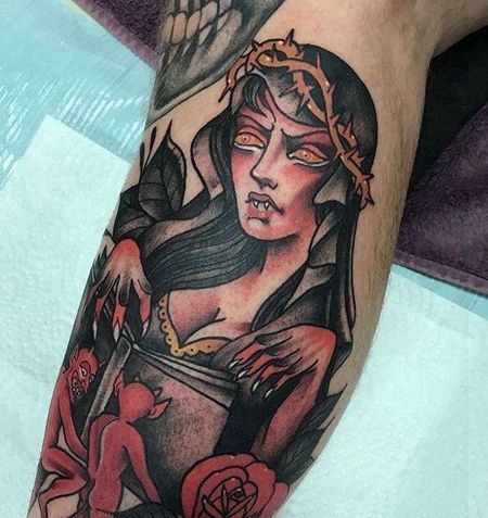 New School小腿恶魔耶稣纹身图案