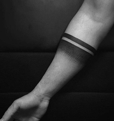 点刺小臂臂环纹身图案