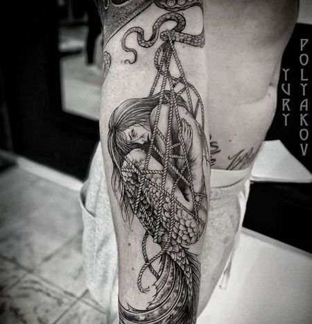 写实小臂美人鱼纹身图案