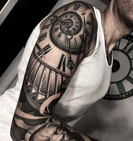 写实钟表大臂纹身图案