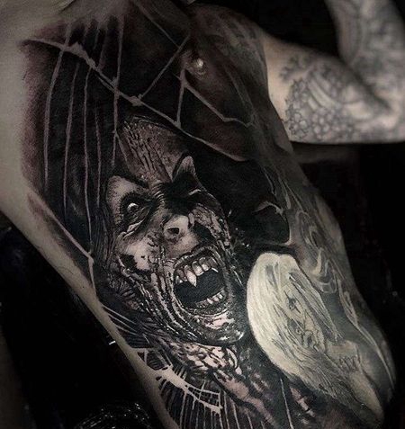 写实大臂女吸血鬼纹身图案