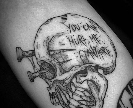 大腿线条骷髅纹身图案