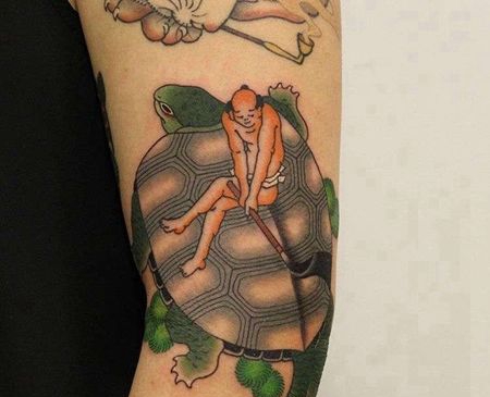 日式大臂乌龟纹身图案