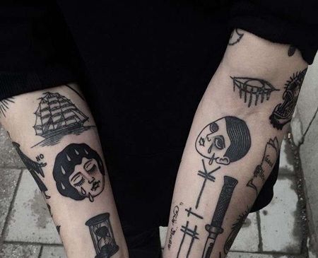 Old School小臂匕首沙漏纹身图案