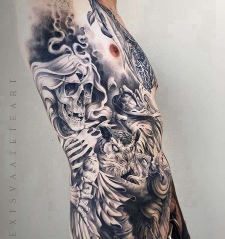 写实侧腰骷髅猫头鹰纹身图案