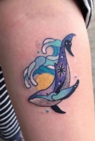 蓝色的9款海浪小清新浪花纹身图片