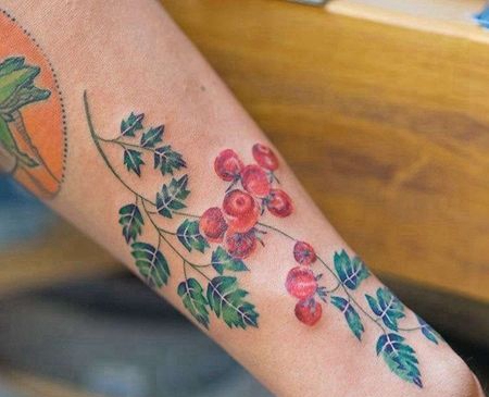 小清新小腿苹果纹身图案