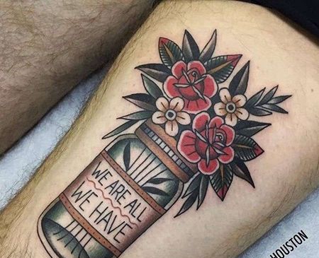 New School大腿花瓶花纹身图案