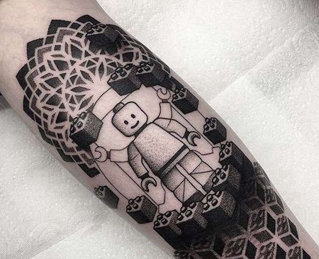 点刺小臂机器人纹身图案