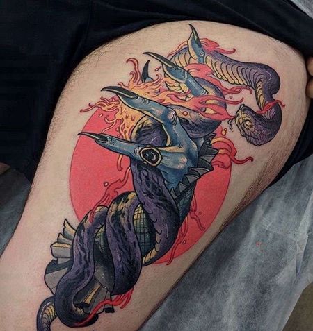 New School大腿手蛇纹身图案