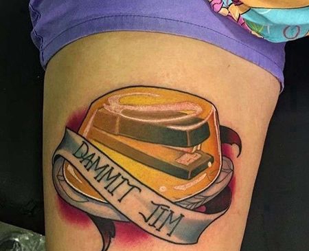 New School大腿布丁纹身图案