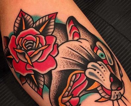 Old School大臂老虎玫瑰纹身图案