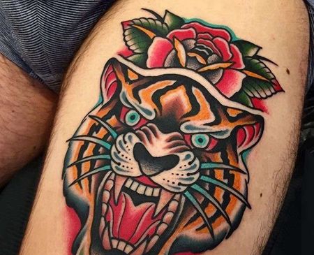 Old School大腿老虎匕首纹身图案