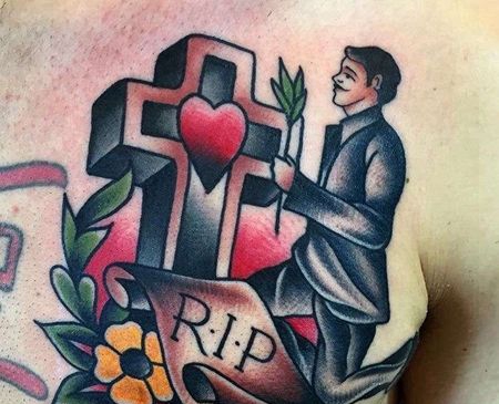 Old School前胸墓碑纹身图案