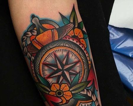 Old School小臂船锚指南针纹身图案