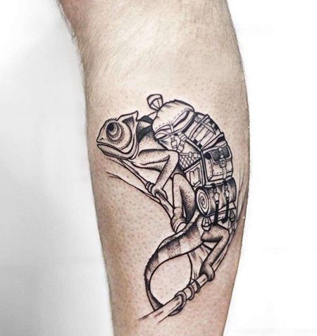 点线小腿变色龙纹身图案