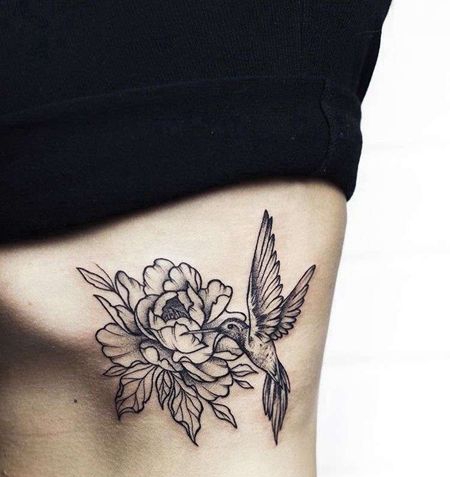 点线侧腰牡丹纹身图案