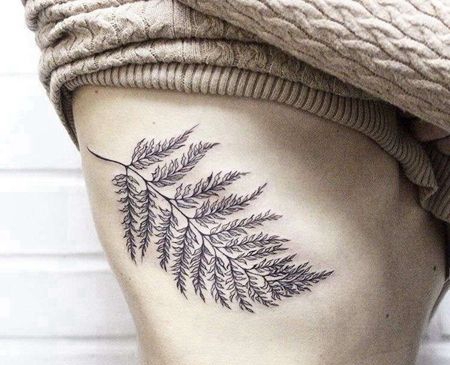 侧腰叶子纹身图案