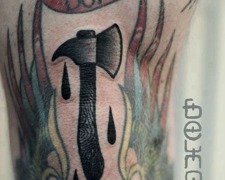 Old School膝盖斧头纹身图案