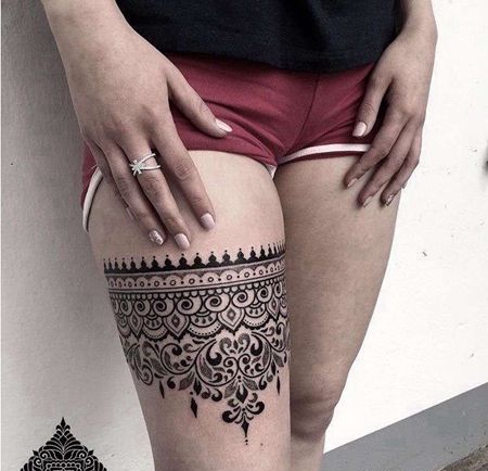 几何点刺大腿腿环纹身图案