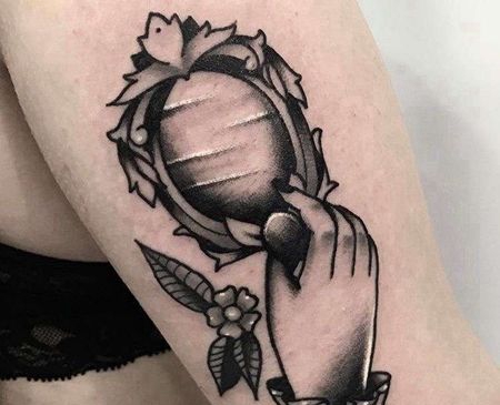 Old School大臂手镜子纹身图案