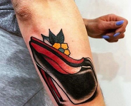 Old School小臂高跟鞋纹身图案