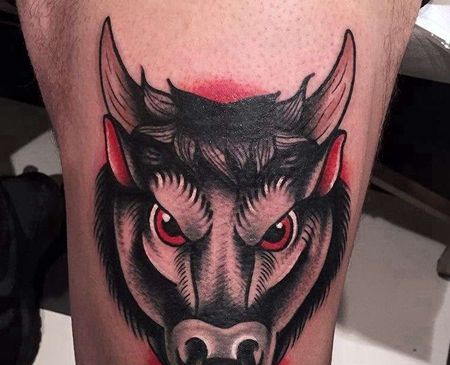 Old School小腿牛纹身图案