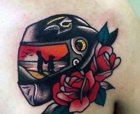 Old School前胸头盔纹身图案