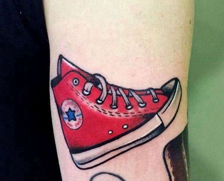 Old School小臂鞋子纹身图案
