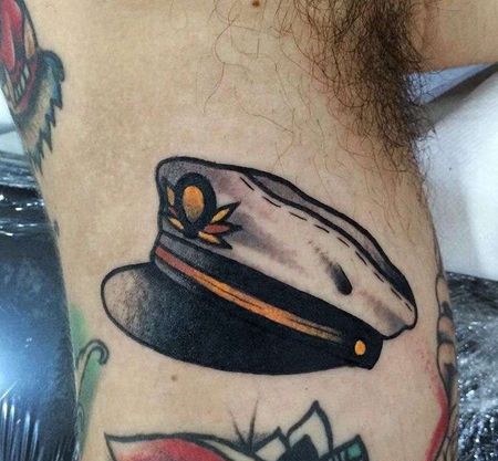 Old School大臂帽子纹身图案