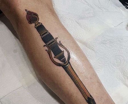 New School小腿铅笔纹身图案