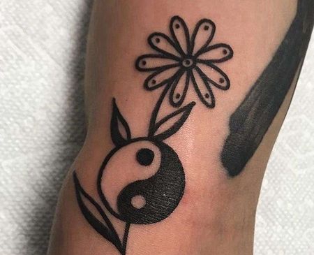 Old School胳膊太极纹身图案