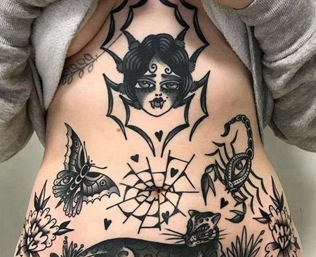 Old School腹部蜘蛛网纹身图案