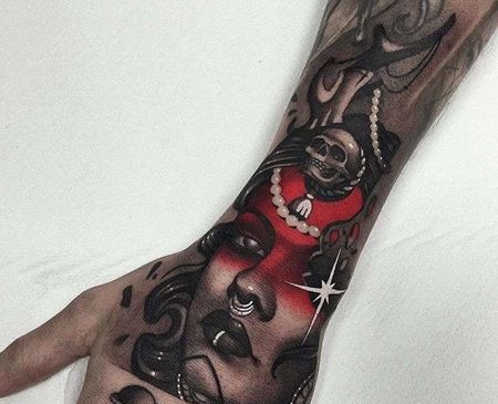 New School小臂手腕女人纹身图案