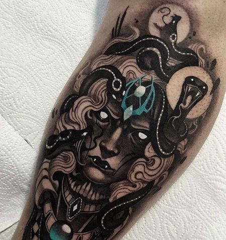 New School小臂美杜莎纹身图案