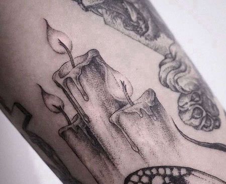 点线小腿蜡烛纹身图案