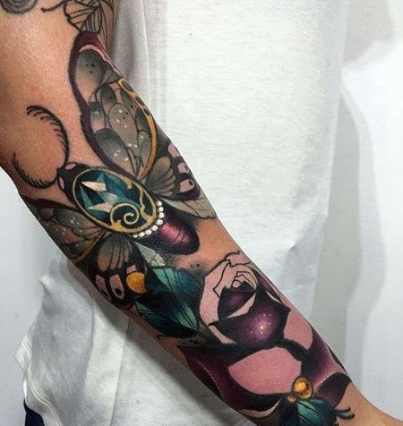 New School小臂玫瑰蝴蝶纹身图案
