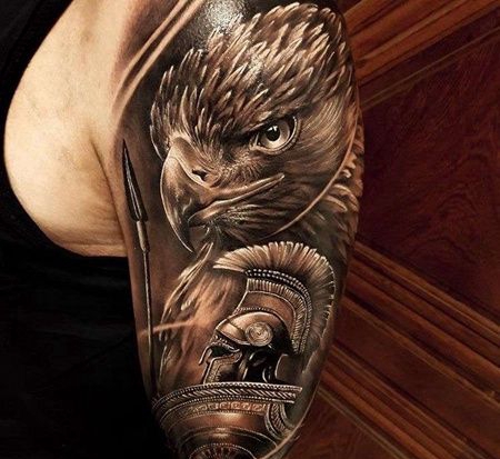 写实大臂老鹰武士纹身图案
